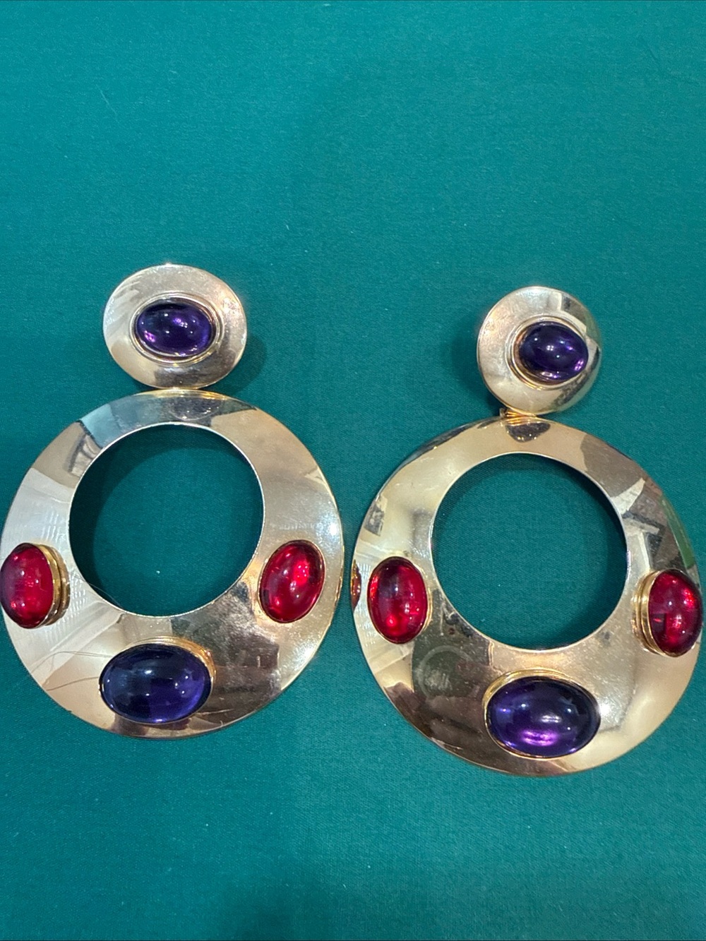 Goldtone Statement Door Knocker Pierced Earrings. 103D